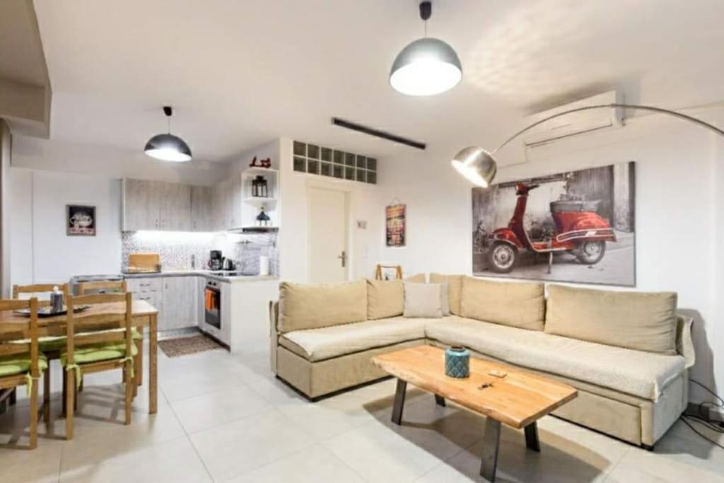 Апартаменты Lovely And Spacious *